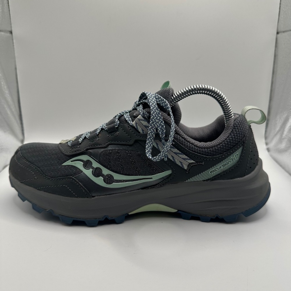 Saucony Excursion TR17 Trail Running Shoes Womens 9 Gray Mint Good S10958-204